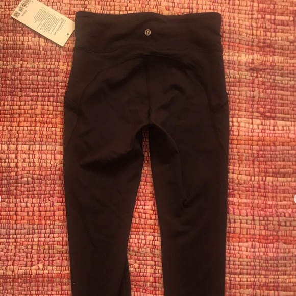 Lululemon full length size 6 - Picture 1 of 3